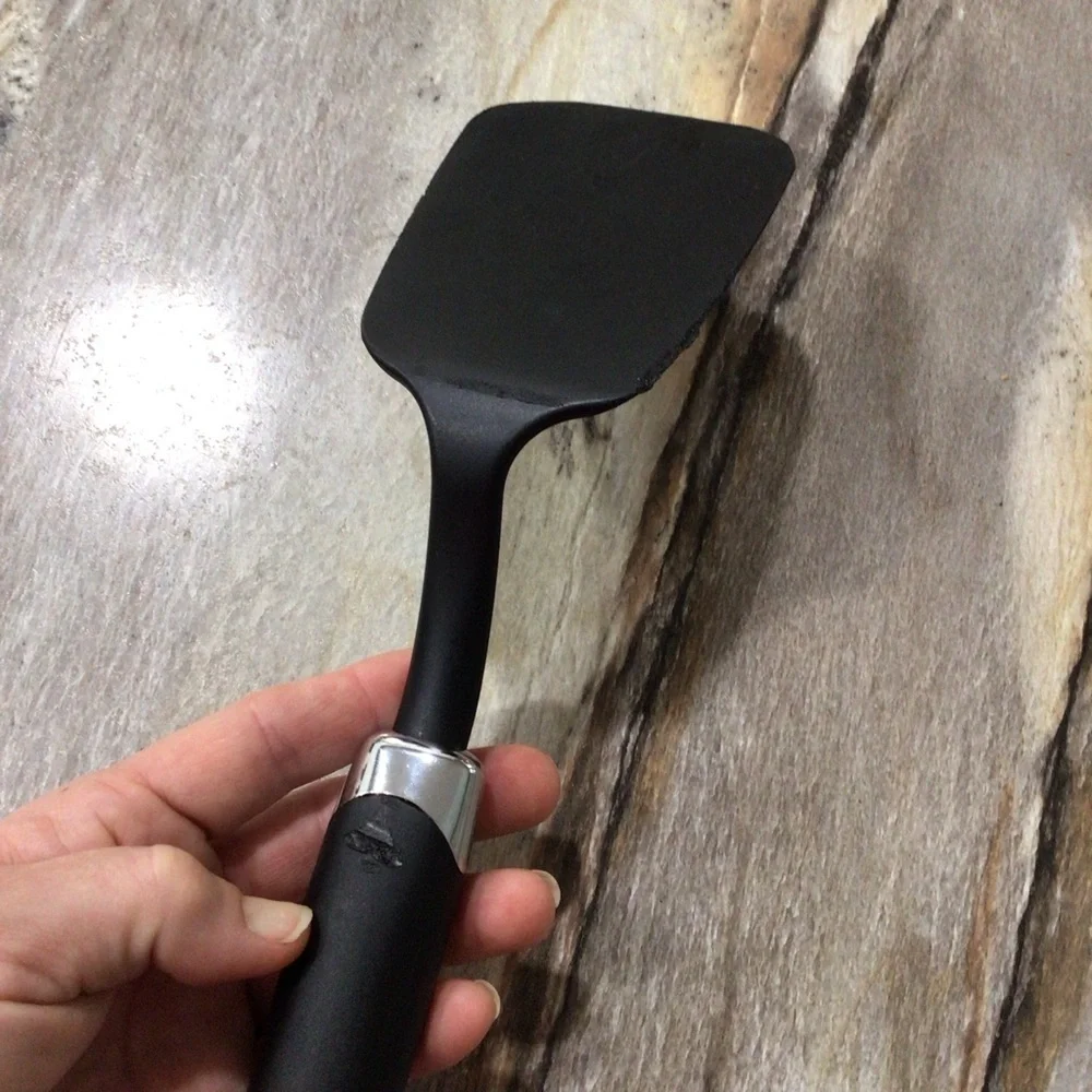 Farberware Professional Heat Resistant Short Spatula Black Plastic Turner